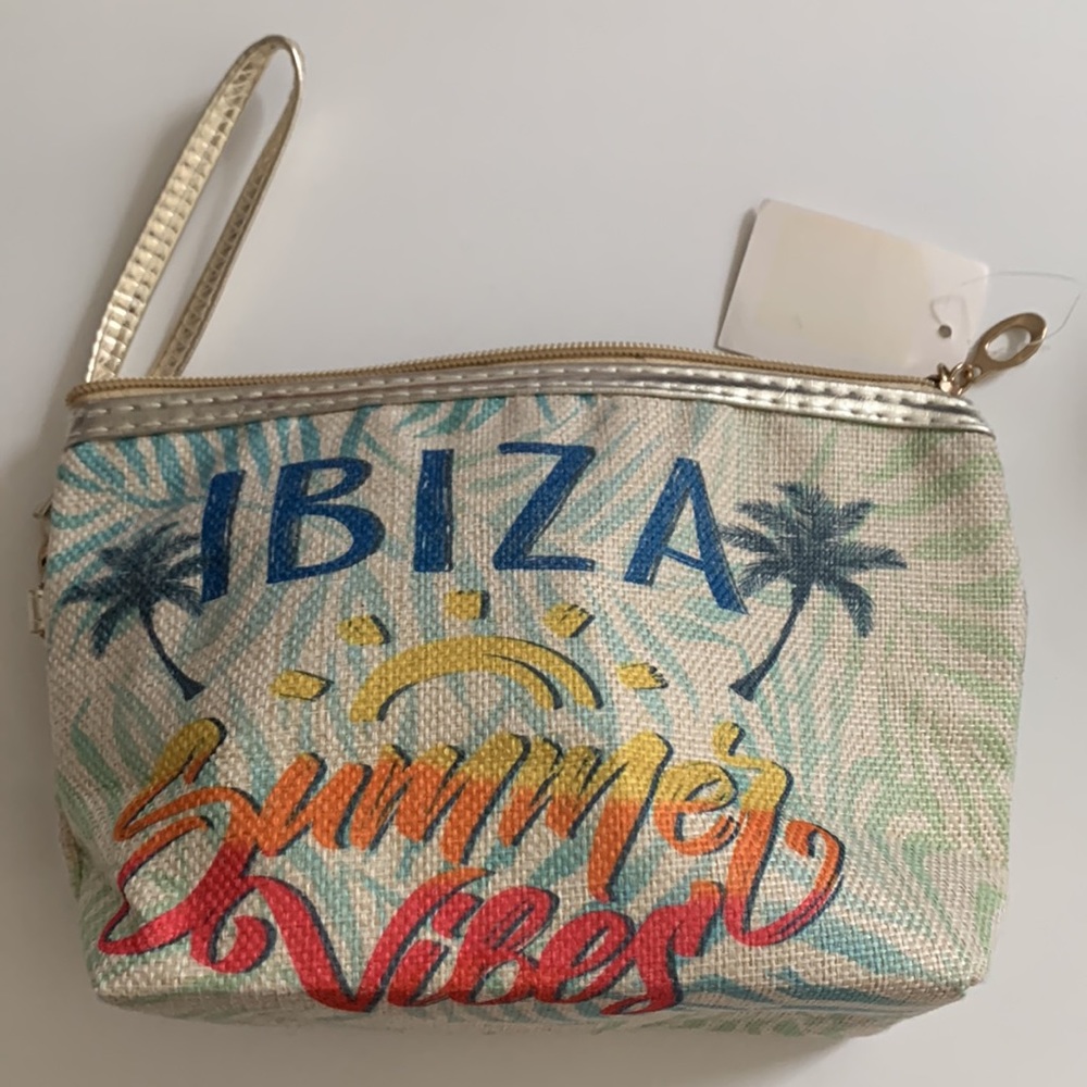 New Wristlet Bag Purse from Ibiza Summer Vibes Cute W/ Summer Outfits Woven Gold